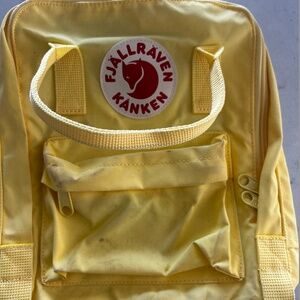 Fjallraven Kanken Backpack (mini)